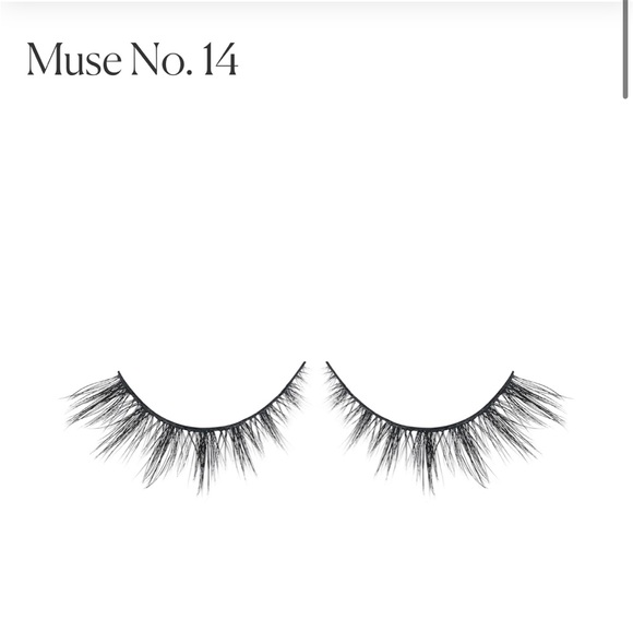 NOOD- Biodegradable, vegan eyelashes set - Picture 3 of 5